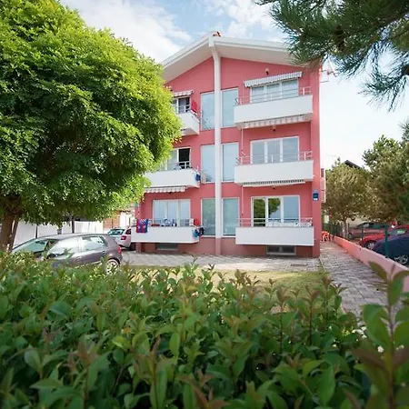 Apartment Danijela 2 Sukosan