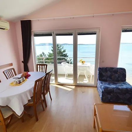 Danijela 2 Apartment Sukosan